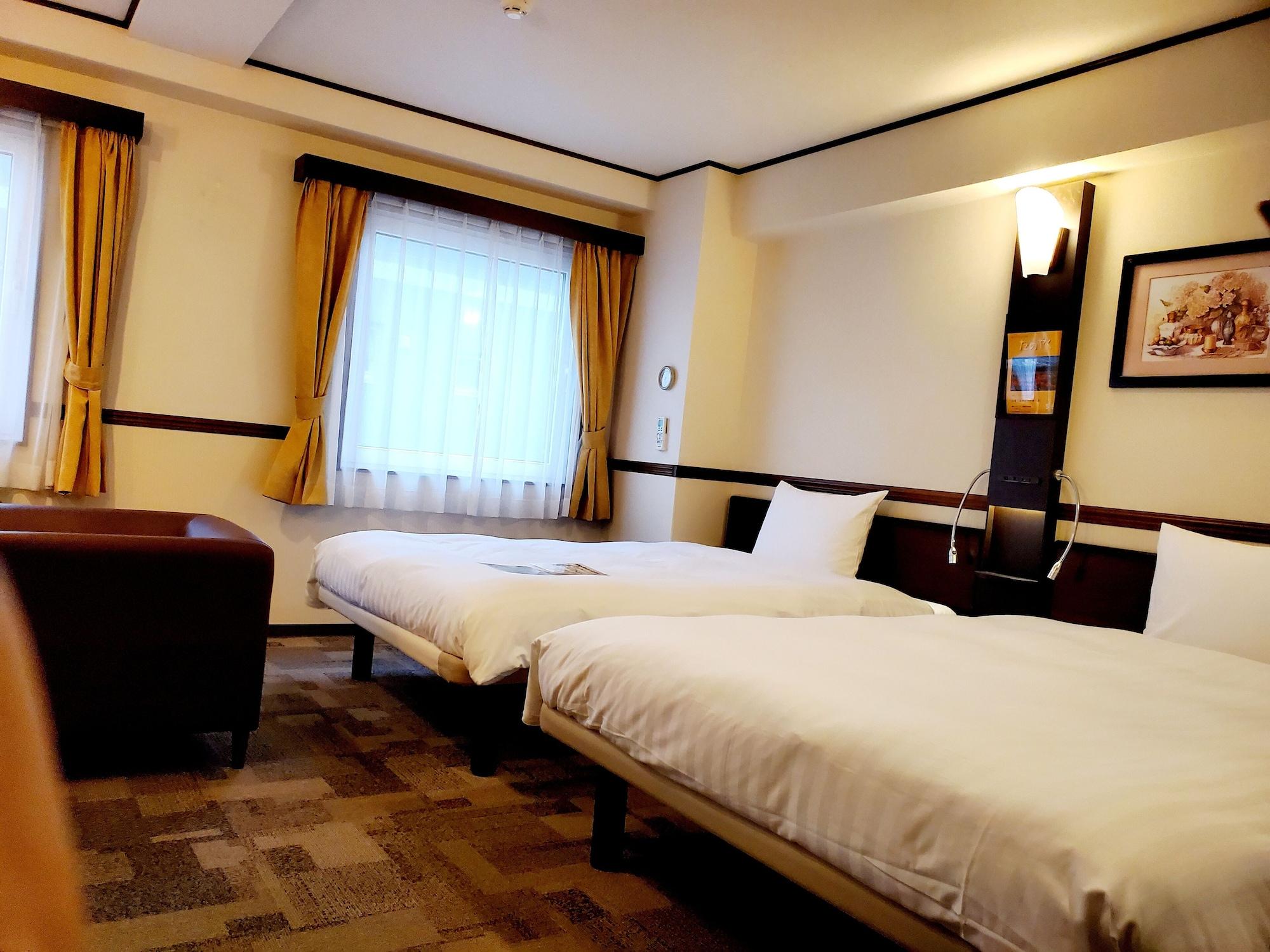 Toyoko Inn Tokyo Nihombashi Zeimusho Mae Exterior foto