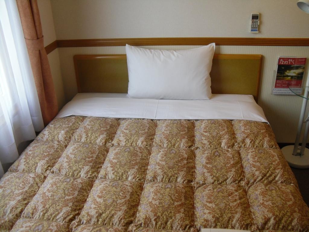 Toyoko Inn Tokyo Nihombashi Zeimusho Mae Exterior foto
