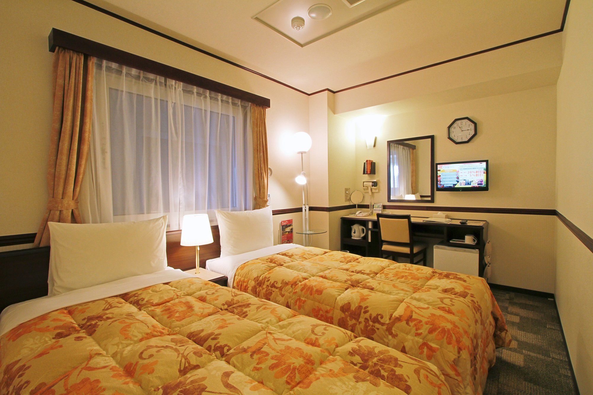 Toyoko Inn Tokyo Nihombashi Zeimusho Mae Exterior foto