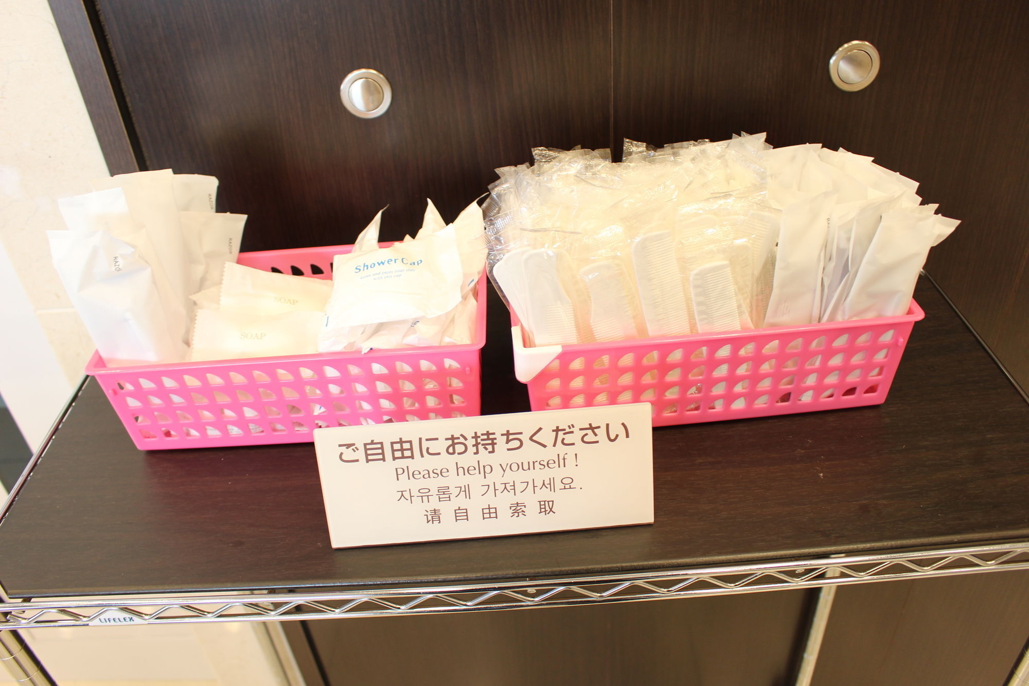 Toyoko Inn Tokyo Nihombashi Zeimusho Mae Exterior foto